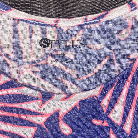 Stylus Linen Tank - Picture 2 of 4